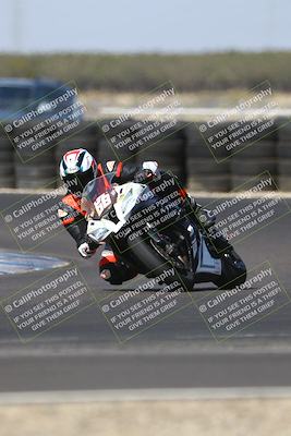 media/Oct-11-2025-CRA (Sat) [[48ae399f89]]/Races/Race 4/